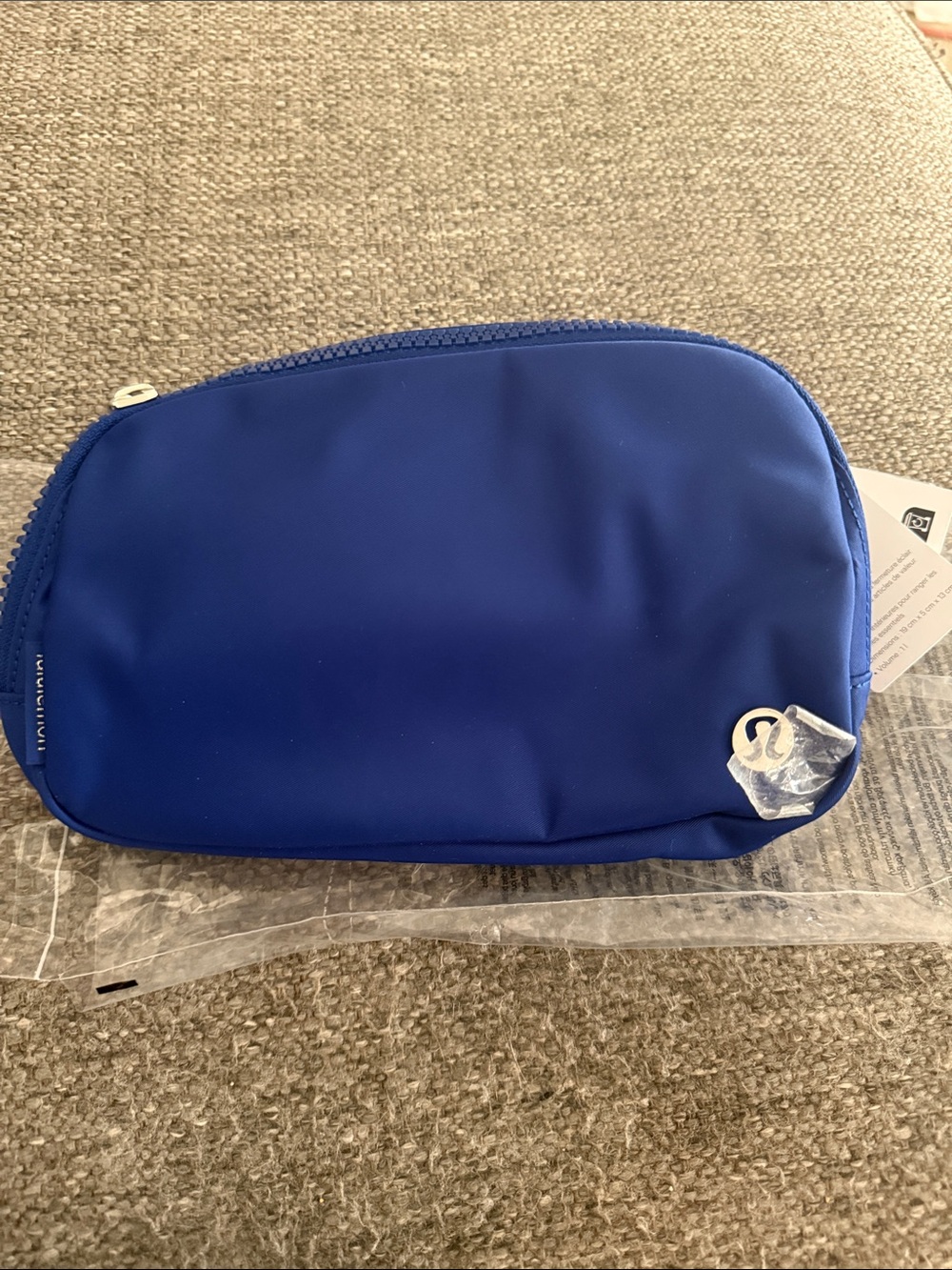 BRAND NEW LULULEMON Royal Blue Zip Pouch BELT BAG